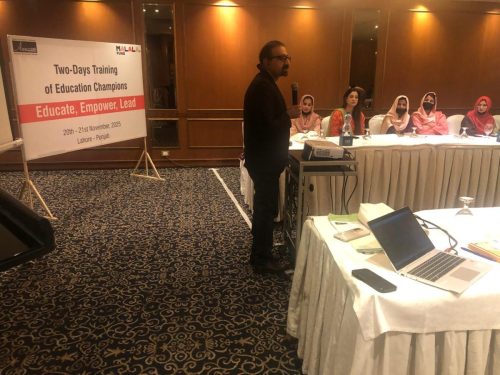 Two-Days-Training-of-Education-Champions-in-Lahore-8
